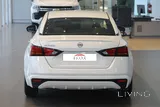 Nissan Altima  / 2.5 L